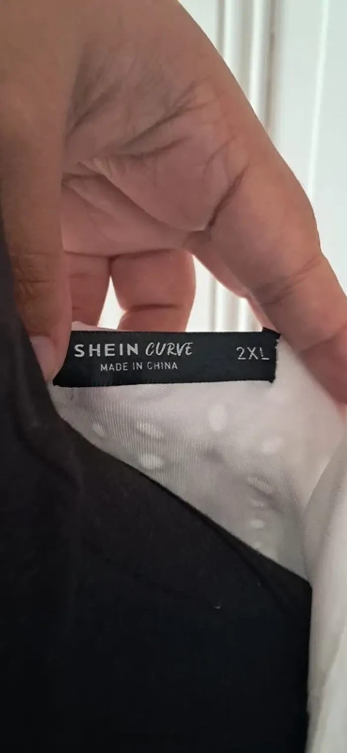 Robe blanche Shein 2XL - photo numéro 4