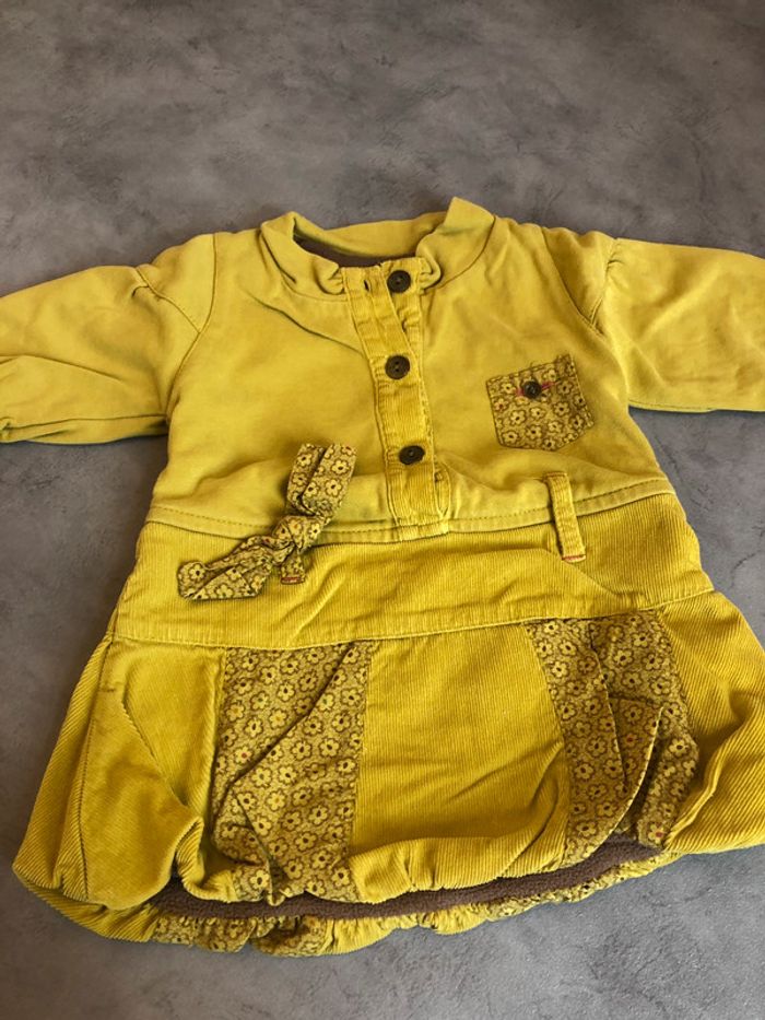 Robe moutarde 3 mois