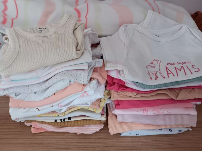 Lot de bodys fille taille 3 mois - photo numéro 2