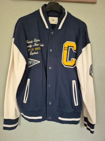 Veste style campus universitaire