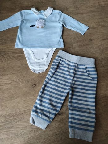 Ensemble 6 mois neuf