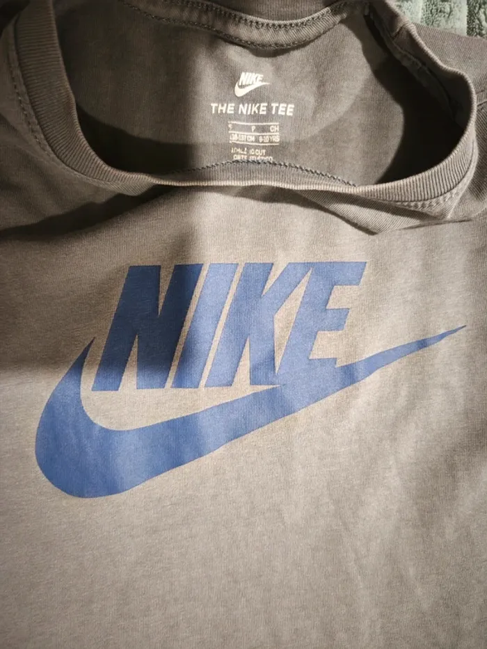 Tee-shirt Nike 8-10 ans - photo numéro 3
