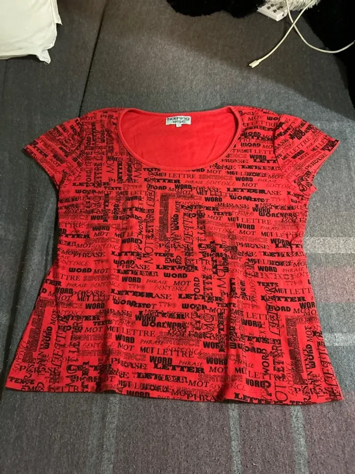 TEE shirt
