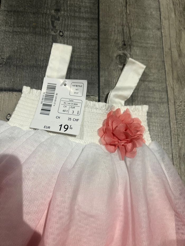 Magnifique robe - photo numéro 3
