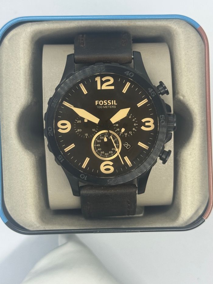 Montre Fossil pour homme - photo numéro 2