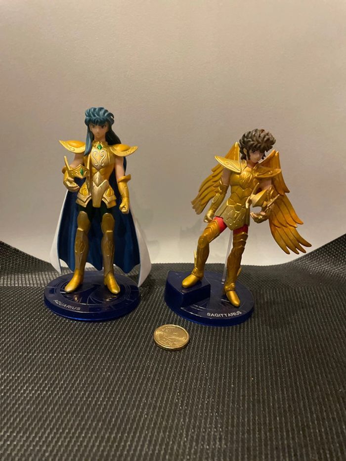 Saint Seiya les chevaliers du zodiaque lot 2 figurines chevaliers d’or verseau et sagittaire bandai - photo numéro 2