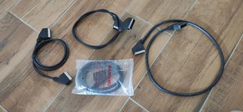 Lot de prises péritel