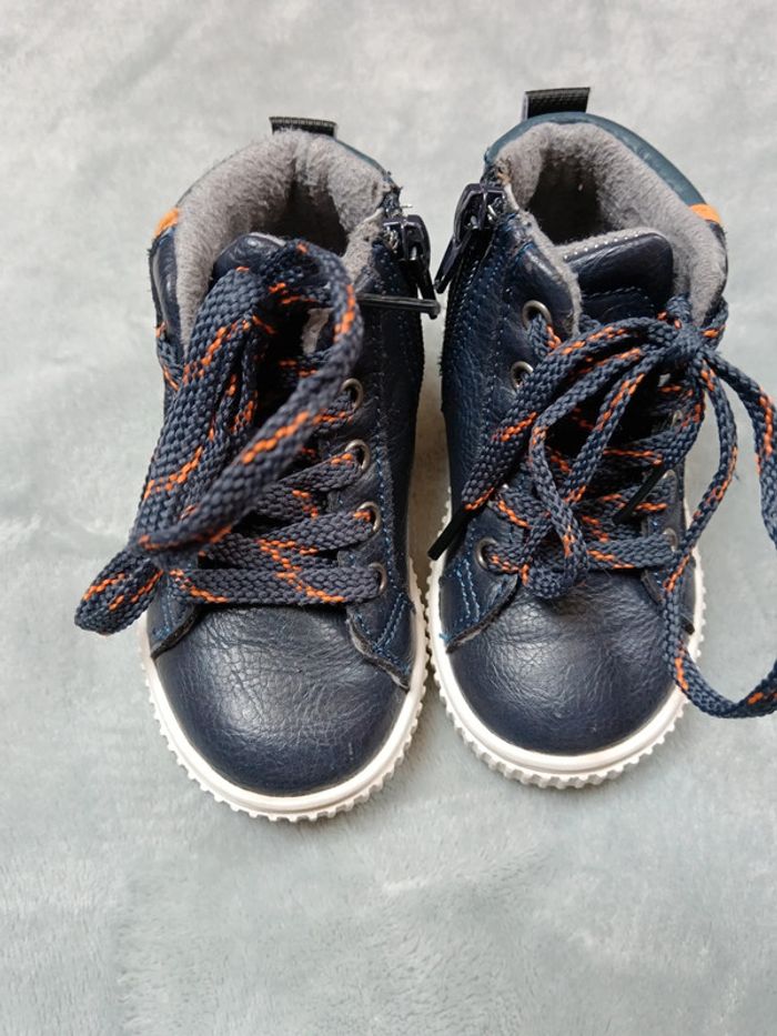 Chaussure pointure 21 - photo numéro 2