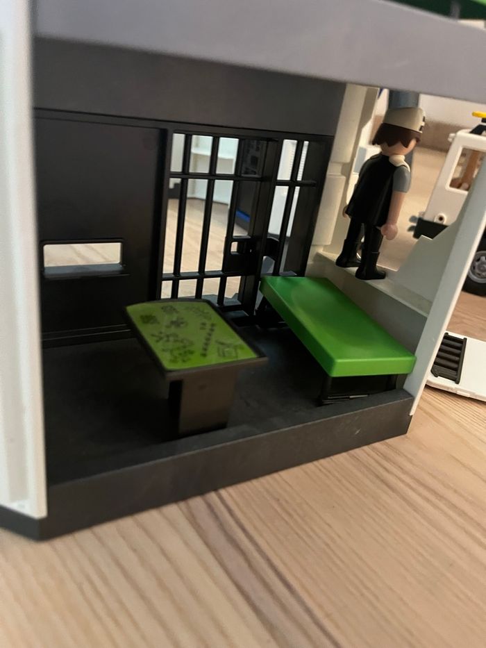 Commissariat Playmobil - photo numéro 7