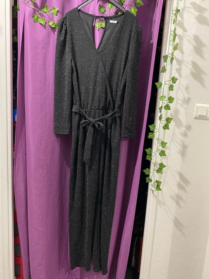 Combinaison de soirée à paillettes - photo numéro 2