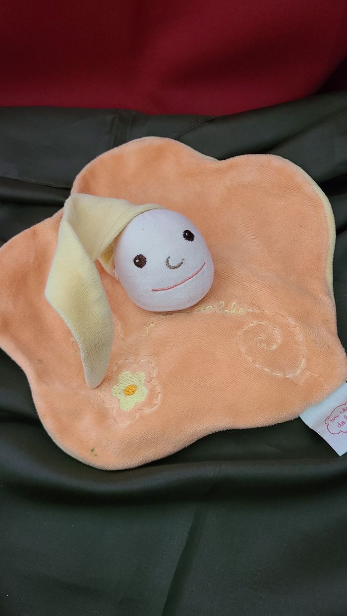 Doudou Plat Lutin CMP Un Rêve de Bébé Coeur Orange Bonnet Jaune Marionnette - photo numéro 2