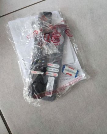 Télécommande TCL neuve 65c735