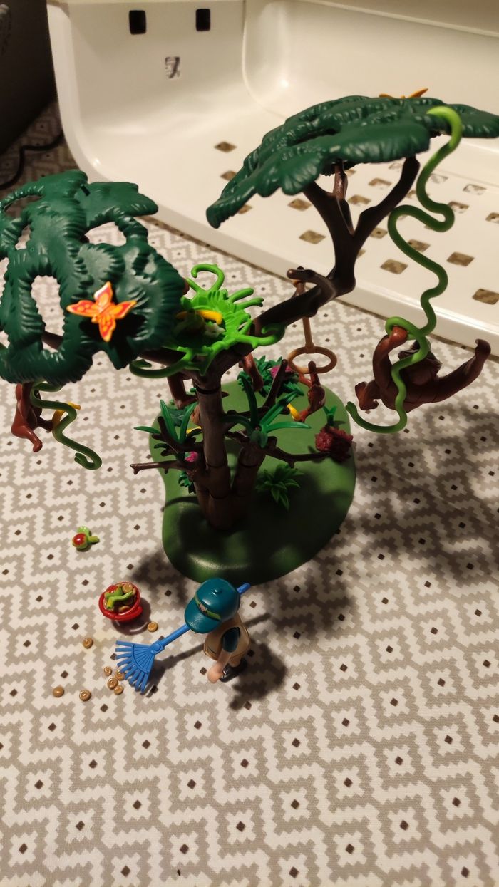 Orangs outans avec grand arbre PLAYMOBIL complet sans boîte - photo numéro 3