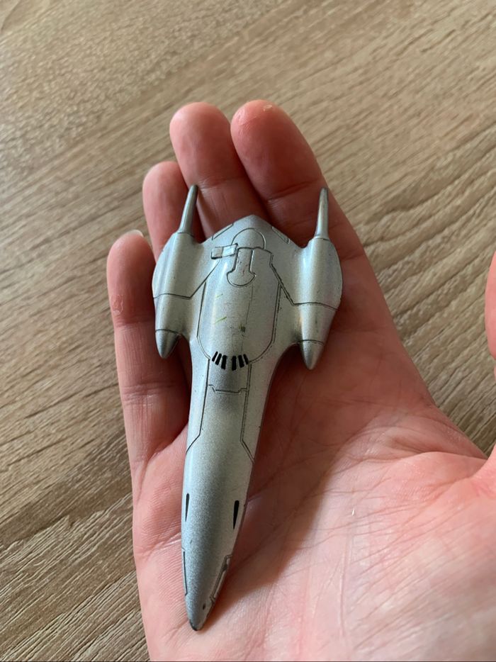 Star Wars vaisseau royal Naboo - photo numéro 4