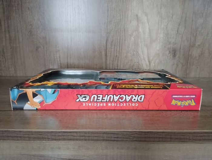 Pokémon coffret collection spéciale Dracaufeu ex - photo numéro 6