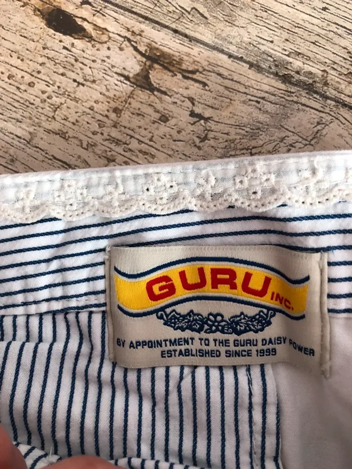 Short blanc Guru - photo numéro 3