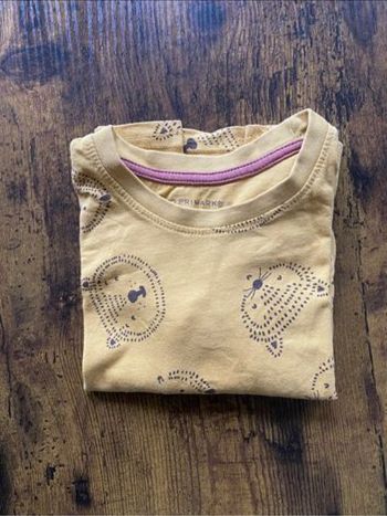 T-shirt jaune