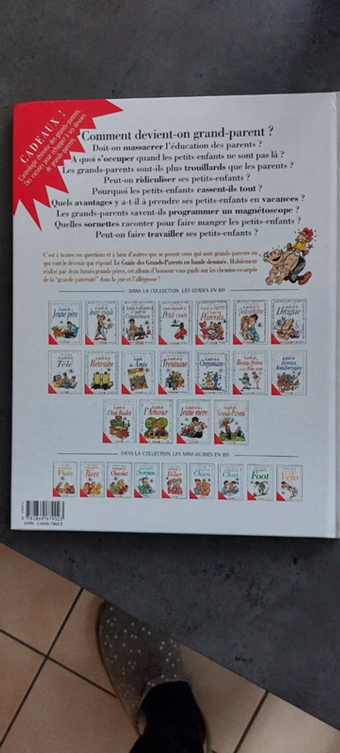 Livre BD guide des grands Parents - photo numéro 2