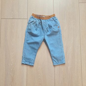 Pantalon été  en jeans fin bleu. Fille 6 mois. Marque Zara