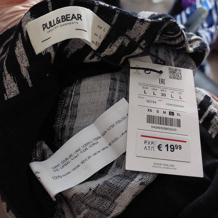 Jupe neuve pour taille 38 - photo numéro 5