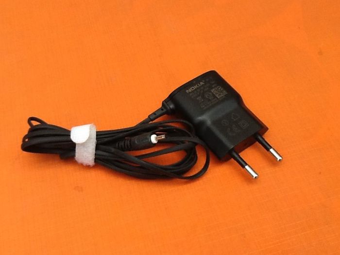 Chargeur Nokia Modèle : AC - 15E - photo numéro 3