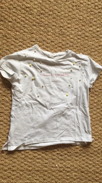 T-shirt avec perles