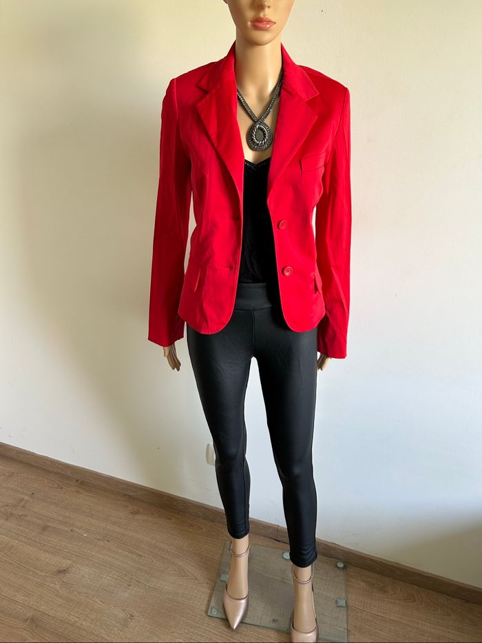 Blazer rouge satiné Mango taille européenne 38 jamais porté - photo numéro 3