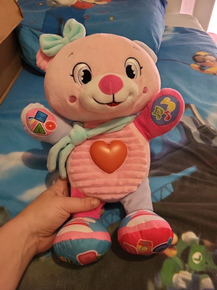 Peluche interactive clementoni