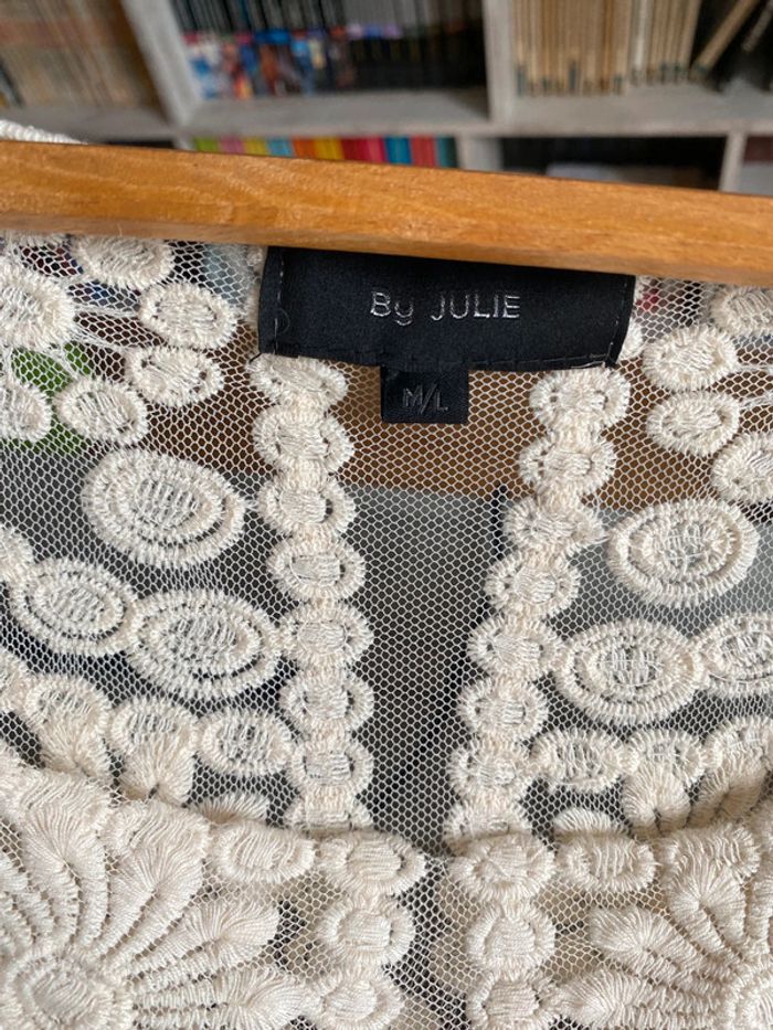 Robe tout en dentelle - photo numéro 7