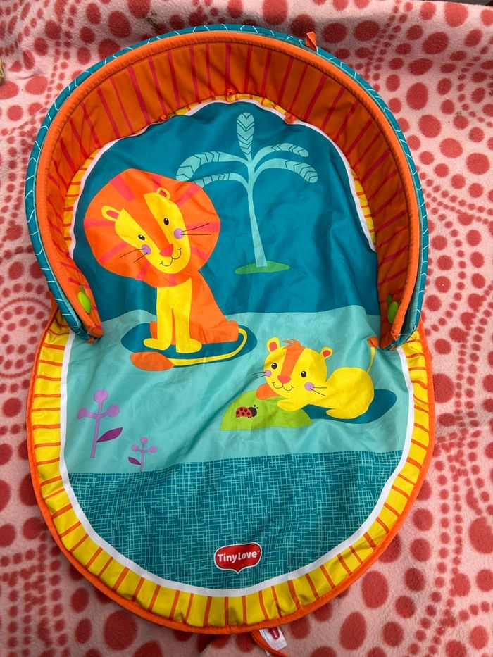 Tapis d’éveil bébé