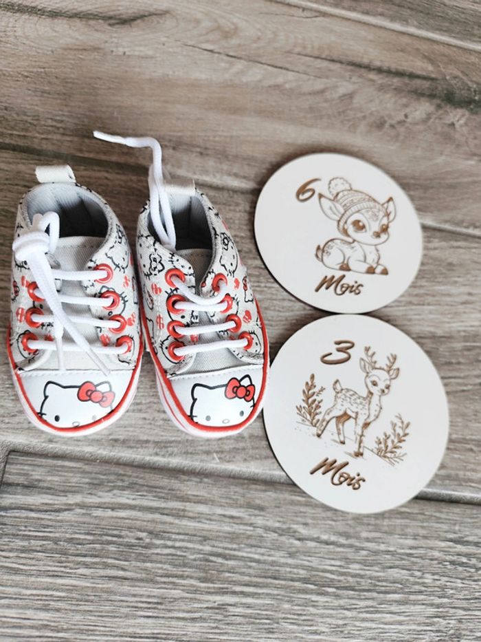 Magnifique baskets Hello Kitty 3/6 mois 🤟