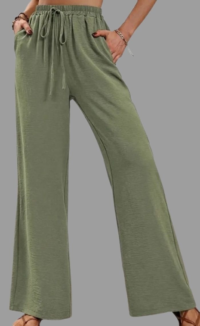Pantalon vert ferme - photo numéro 2