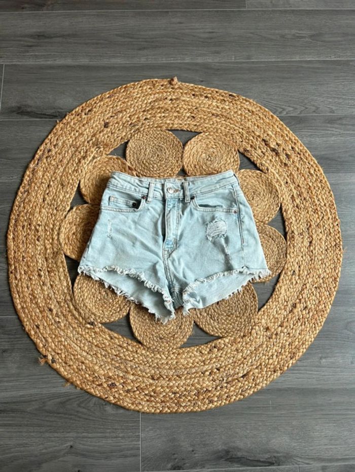 Short en jean H&M taille 34