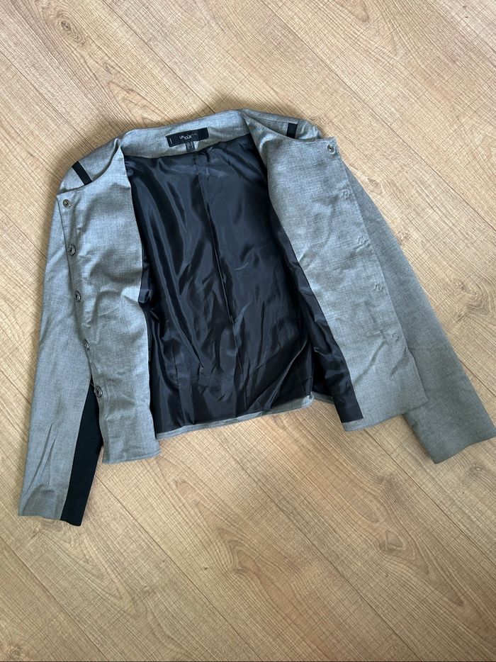 Blazer gris et noir Un Jour Ailleurs taille française 40 TBE - photo numéro 8