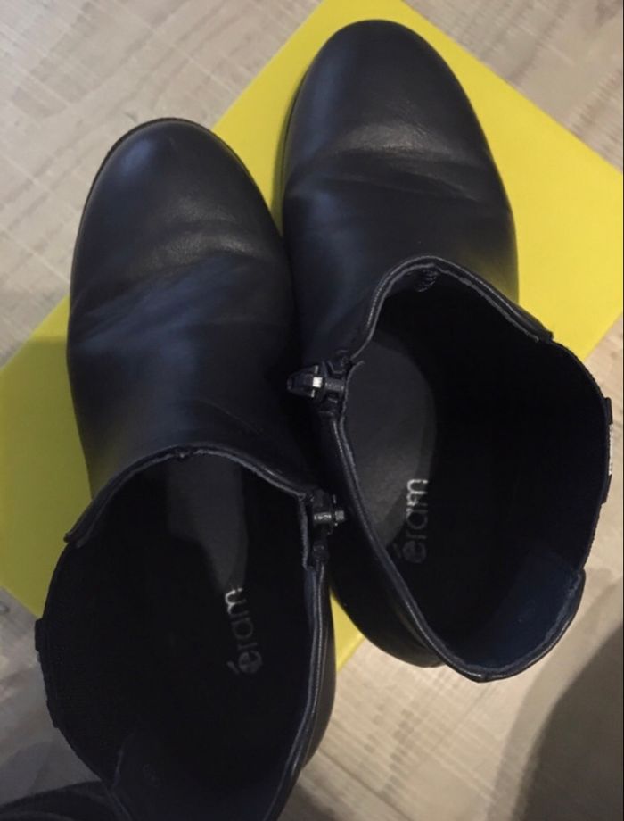 Bottines en cuir - taille 35 - photo numéro 2
