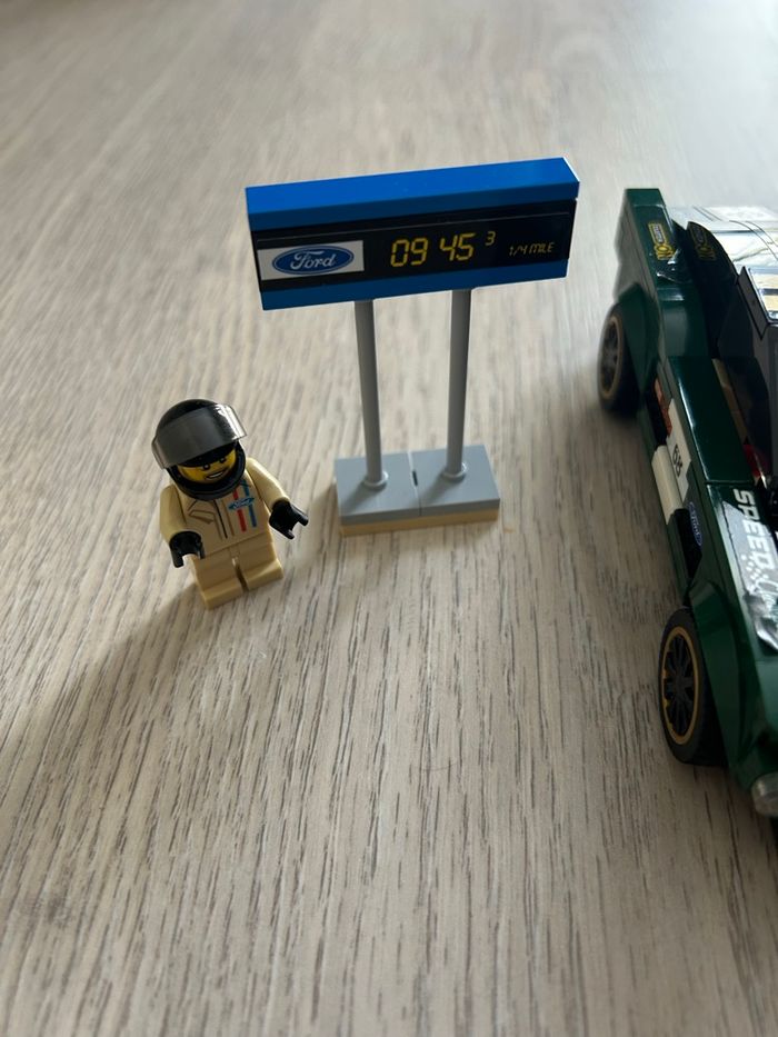 Lego Ford Mustang - photo numéro 3