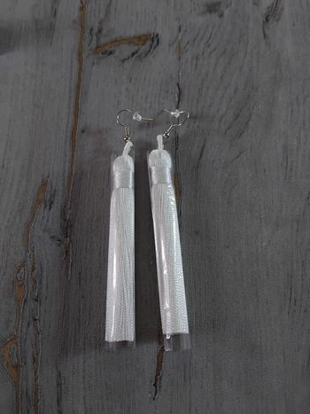 Boucles d'oreilles neuves