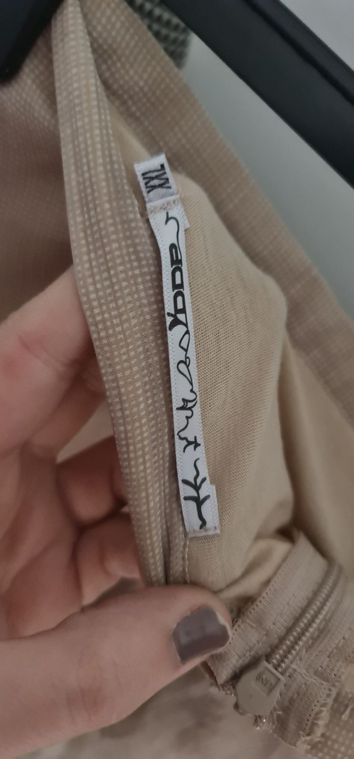 Jupe Vibtage DDP taille 44 2XL - photo numéro 3