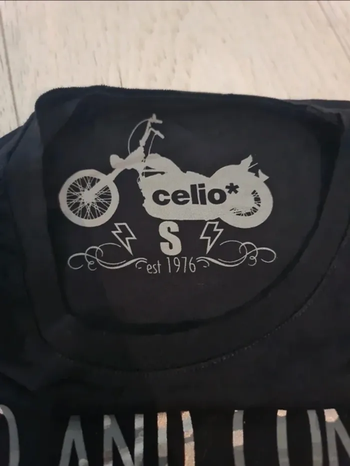 Tee-shirt Celio neuf taille S Rock'n Roll - photo numéro 8