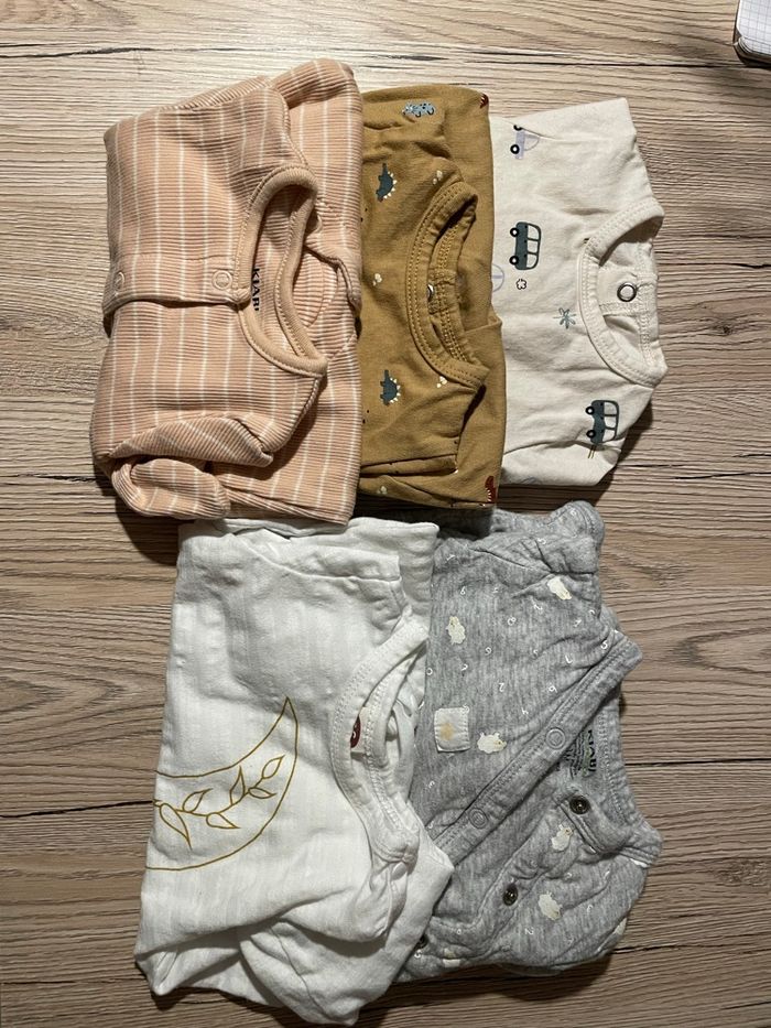 Lot de vêtements bébé 1 mois / 30 pcs - photo numéro 4