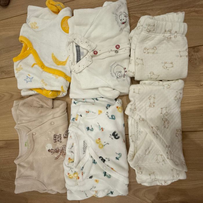 Lot pyjamas bébé