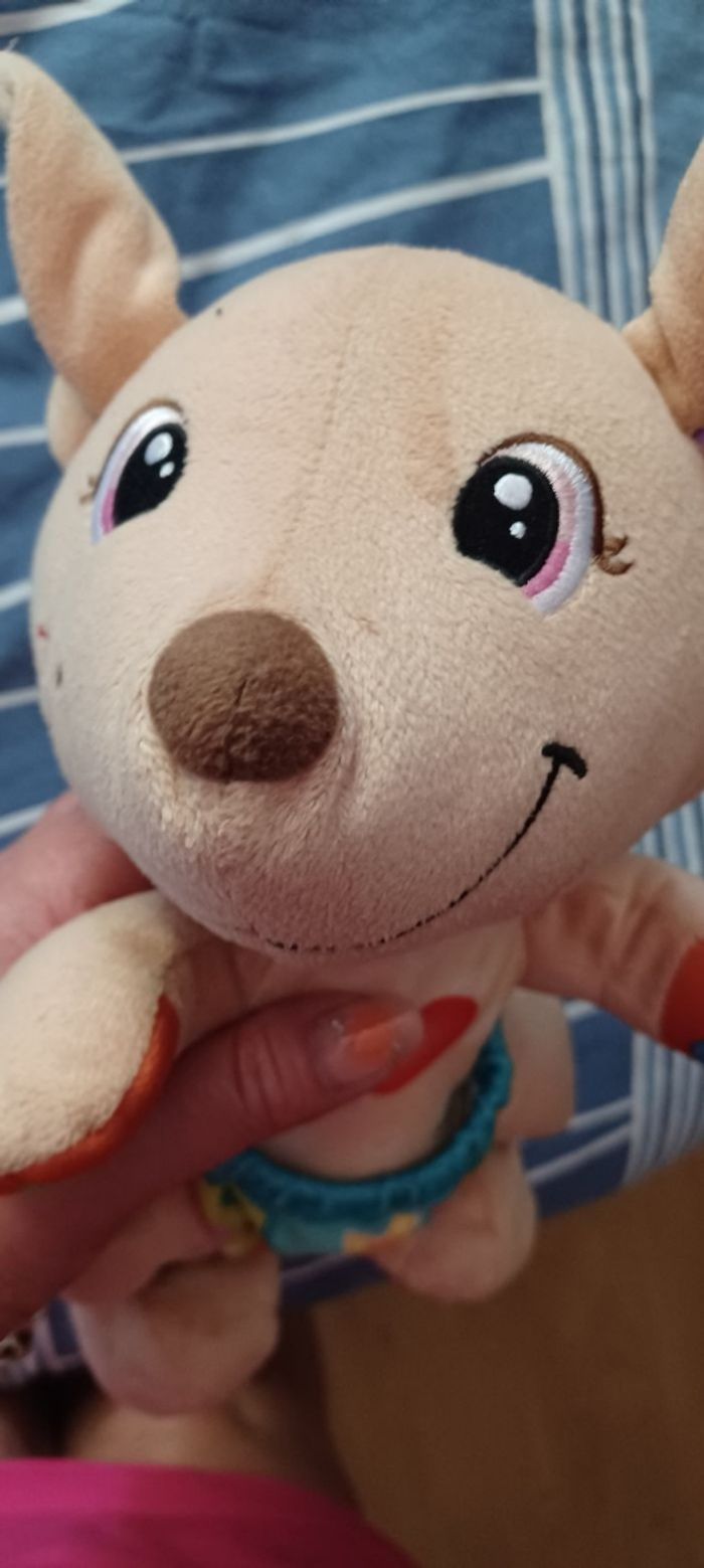 Peluche kangourou qui saute  lisez bien l'annonce surtout - photo numéro 9