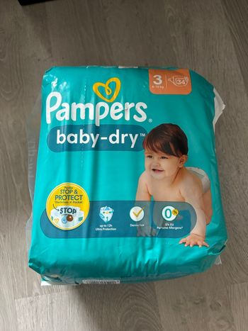 Couches Pampers baby dry T3