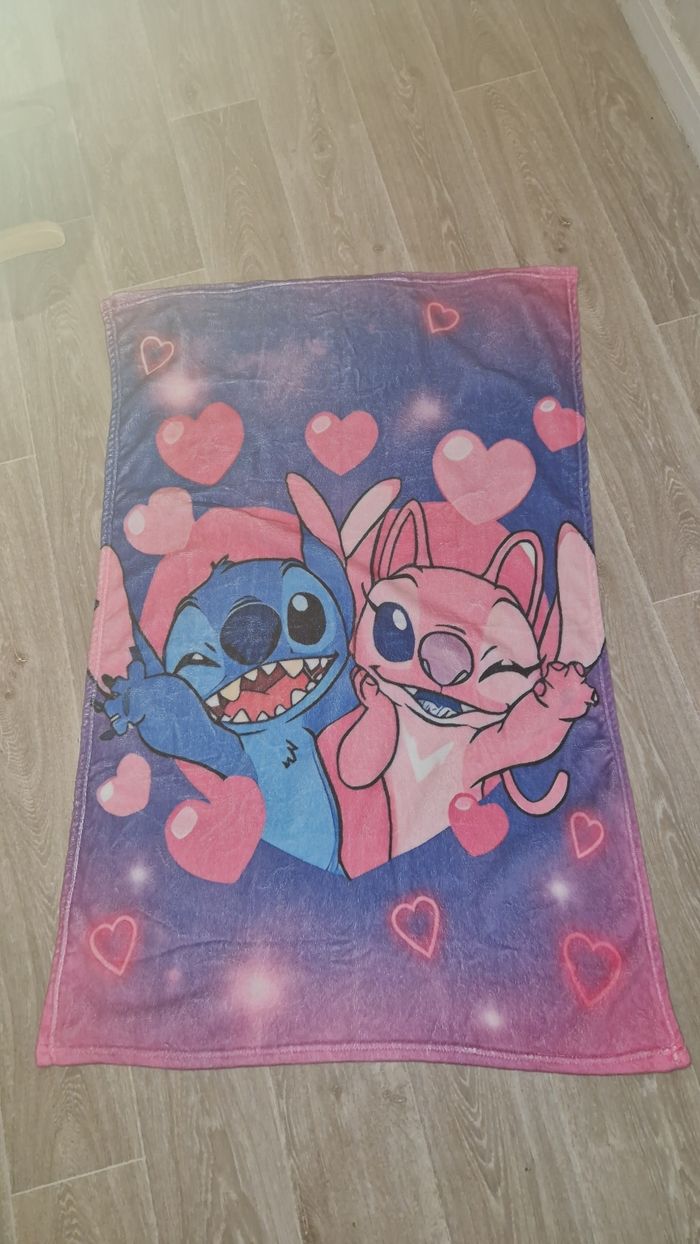 Plaide stitch  et  angel