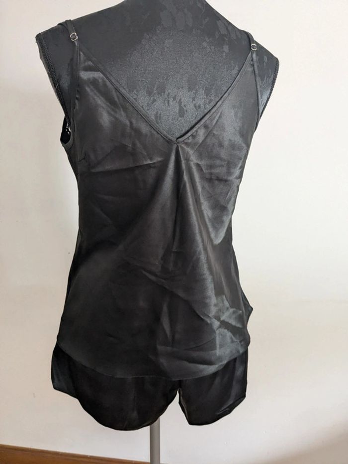 Ensemble pyjama effet soie - photo numéro 4