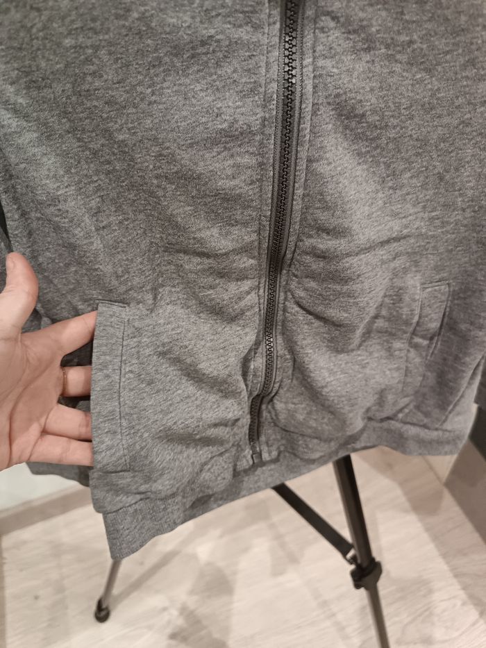 Gilet 8 ans Kiabi gris - photo numéro 2