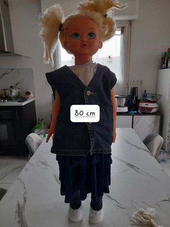 Grand poupee 80 cm