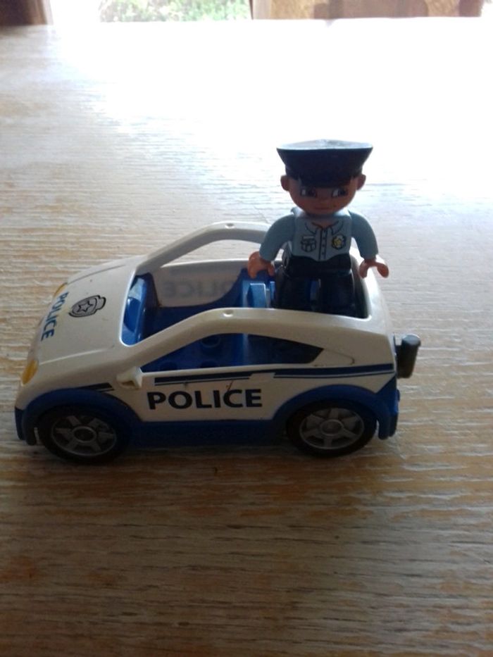 Voiture police Lego - photo numéro 3