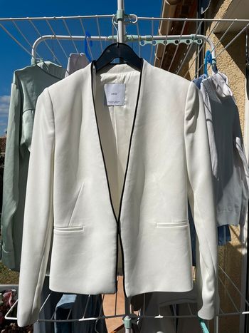 Veste blanche liseré noir mango taille xs