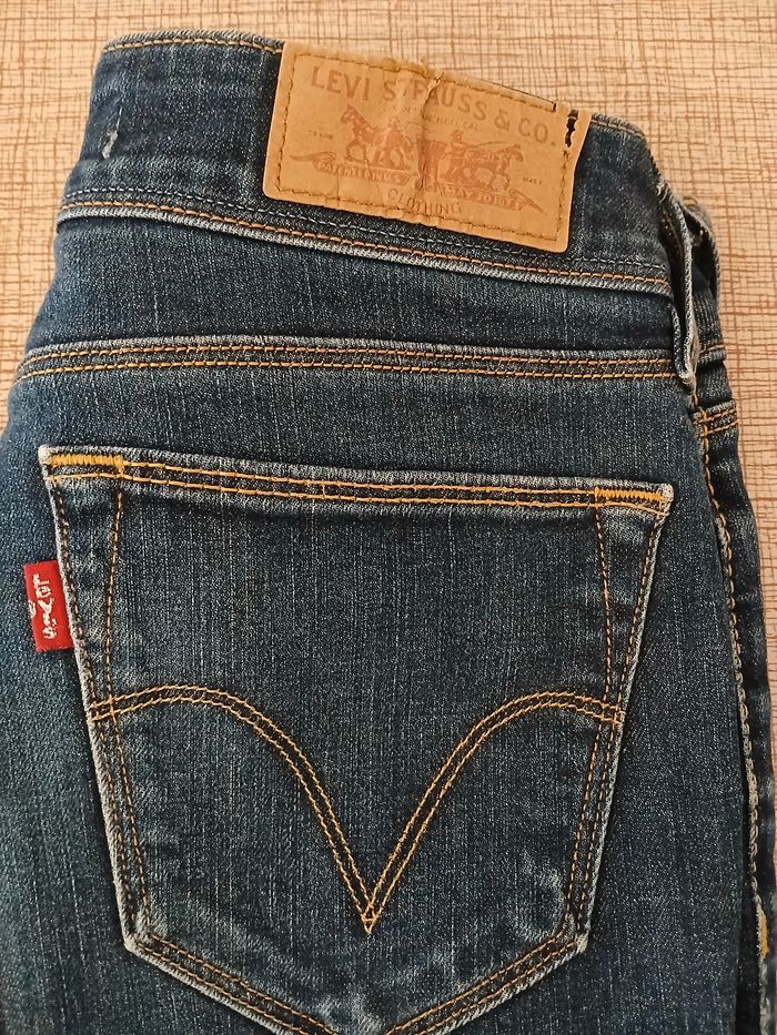 Levi's jean 470 straight fit taille basse 34 - photo numéro 3